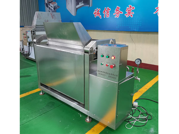 自動出料蜂窩鹵煮鍋.jpg